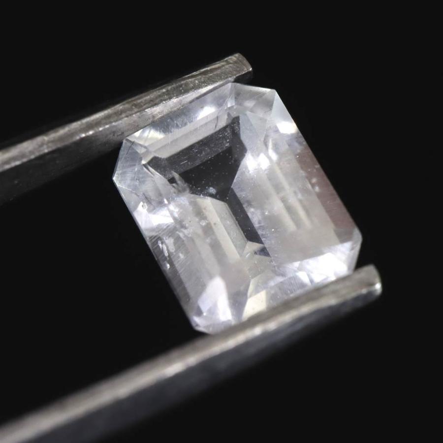 マダガスカル産 フェナカイト 6.4mmレクタングルカット ルース 0.80ct