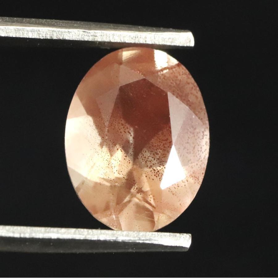 オレゴンサンストーン (3A) 8.5mmオーバル ファセットカット ルース  