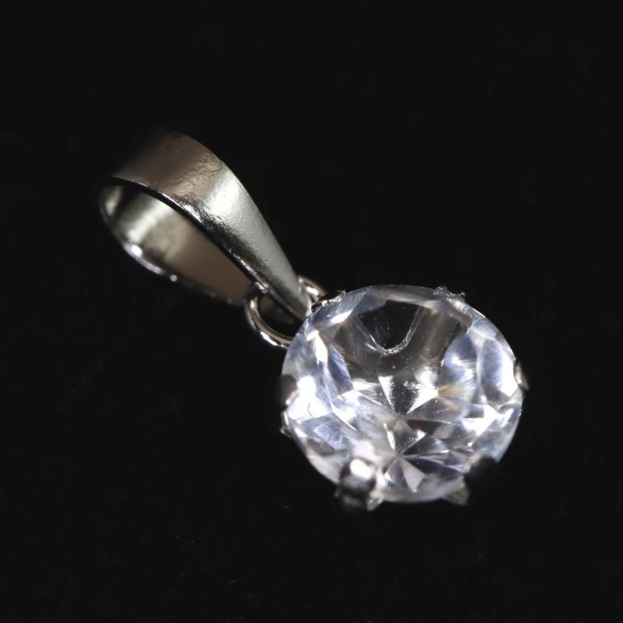 pt900 ホワイトゴールドペンダント ホワイトトパーズ 5mmラウンド ペンダントトップ Pt900 0.64ct type.D