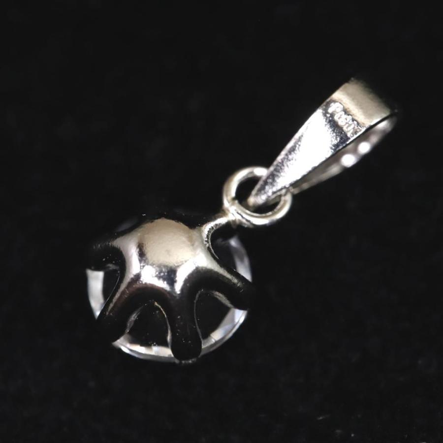 ホワイトトパーズ 5mmラウンド ペンダントトップ Pt900 0.64ct type.D