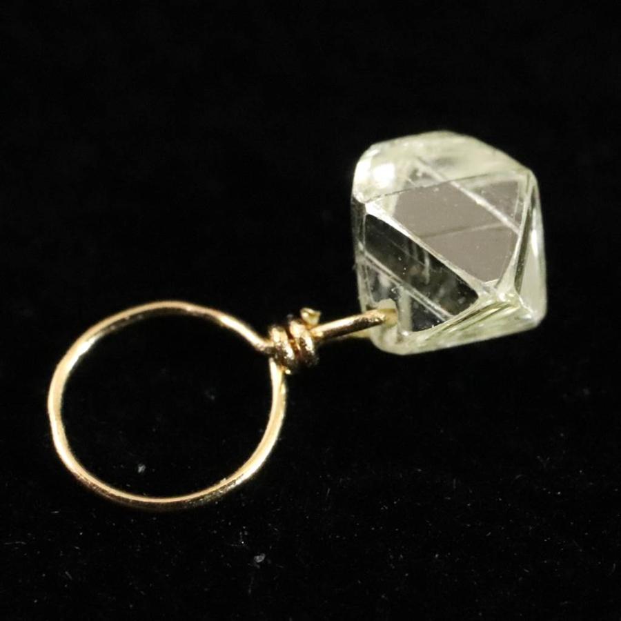 黄色い天然ダイヤモンド原石(8)重量0.15ct
