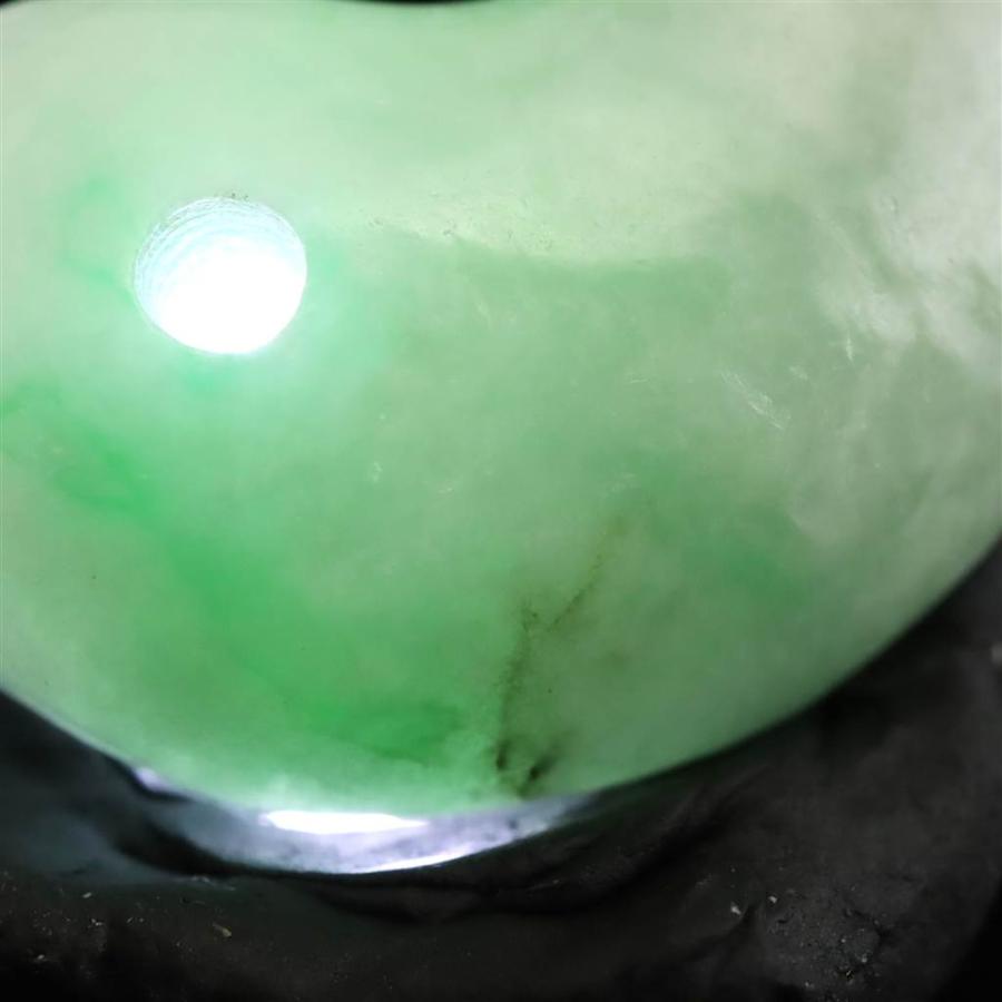 糸魚川翡翠 ヒスイ 小滝産 薄緑 30mm勾玉 ディレクトリカード付 12.90g