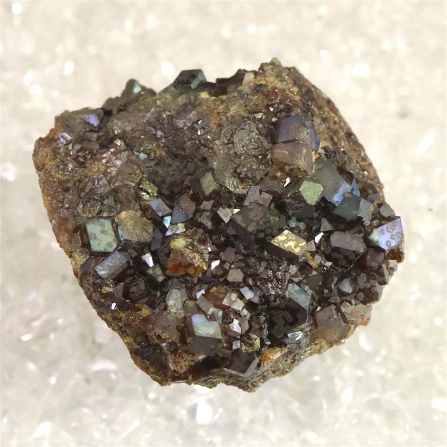 奈良県天川村産 レインボーガーネット 43.4g 【榎本通商42836】 : 榎本