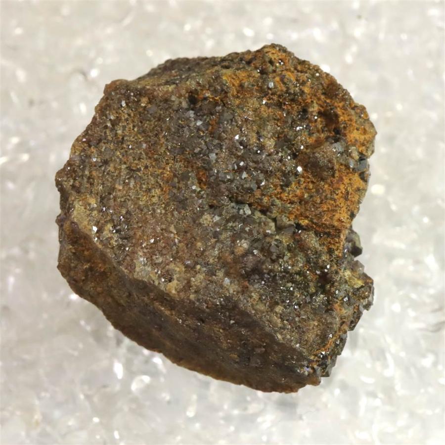 奈良県天川村産 レインボーガーネット 43.4g 【榎本通商42836】 : 榎本