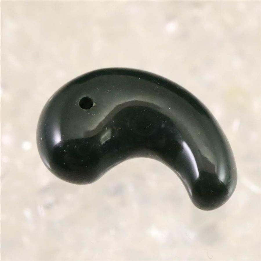 出雲碧玉 出雲石 SA 16.5mm勾玉 ディレクトリカード付 1.36g 【榎本