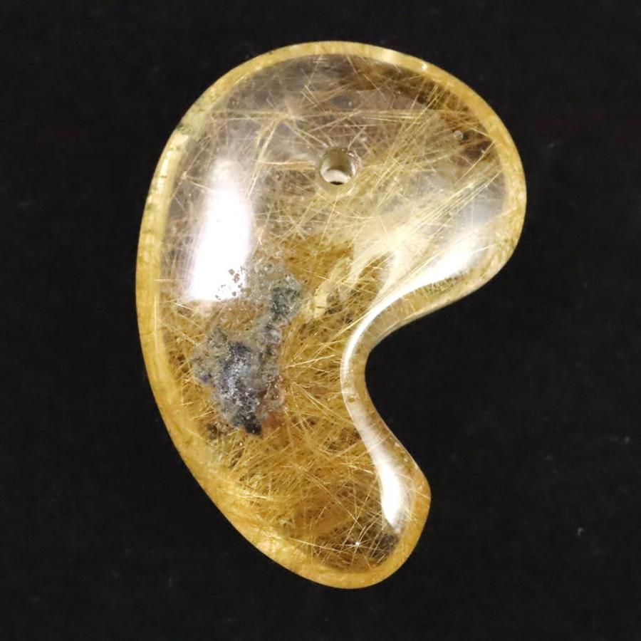 ヒマラヤ マニハール産 ゴールドルチル入り 水晶 34mm勾玉 10.5g