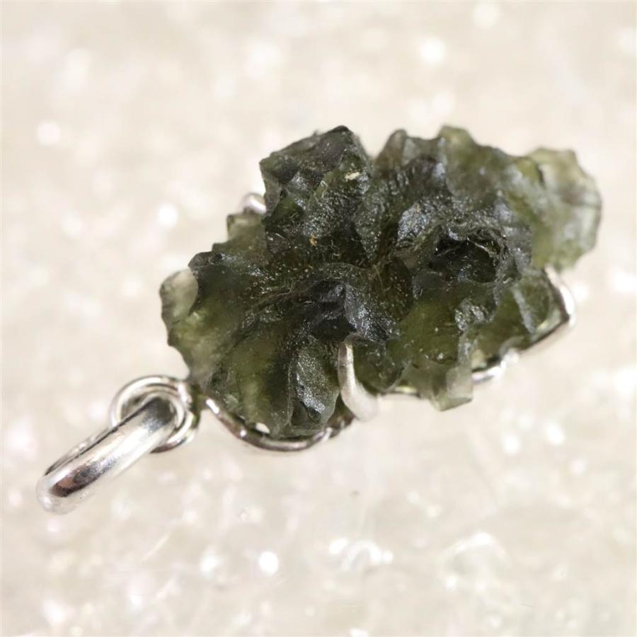 モルダバイト　原石（AAAグレード） ペンダントトップ 4.56g 【榎本通商46626】の画像