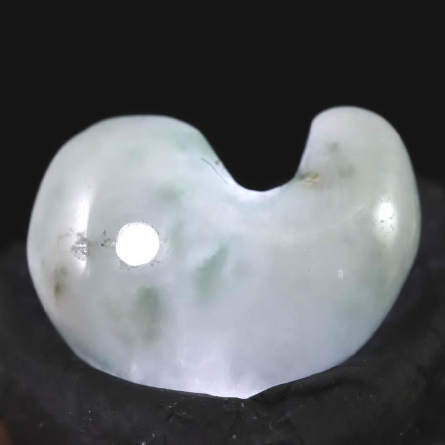 糸魚川翡翠 ヒスイ 小滝産 薄緑 18mm勾玉 ディレクトリカード付 4.3g