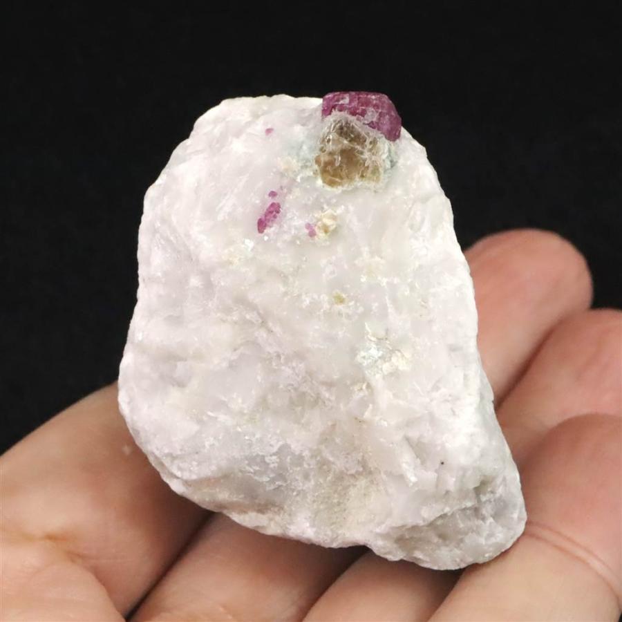 パキスタン産】ルビー原石 パキスタン産】ルビー原石 81211a_grande