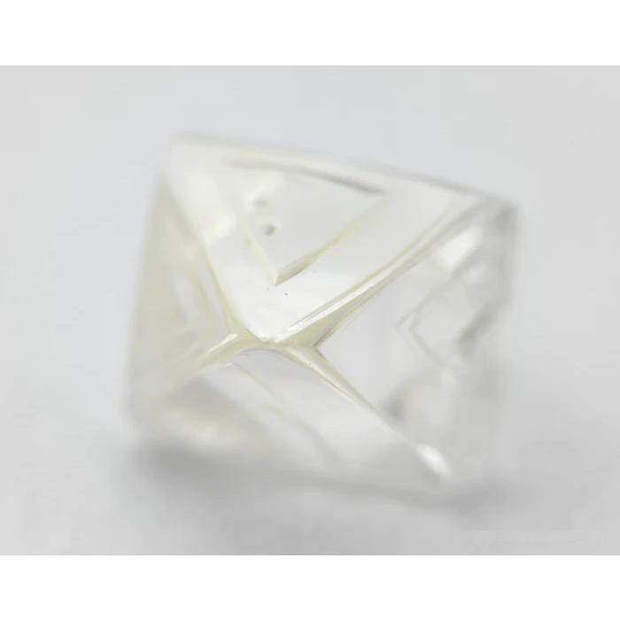 天然 ダイヤモンド ソーヤブル結晶 正八面体 トライゴン 0.385ct Iカラー VVS1  ソ付 【榎本通商70283】の画像