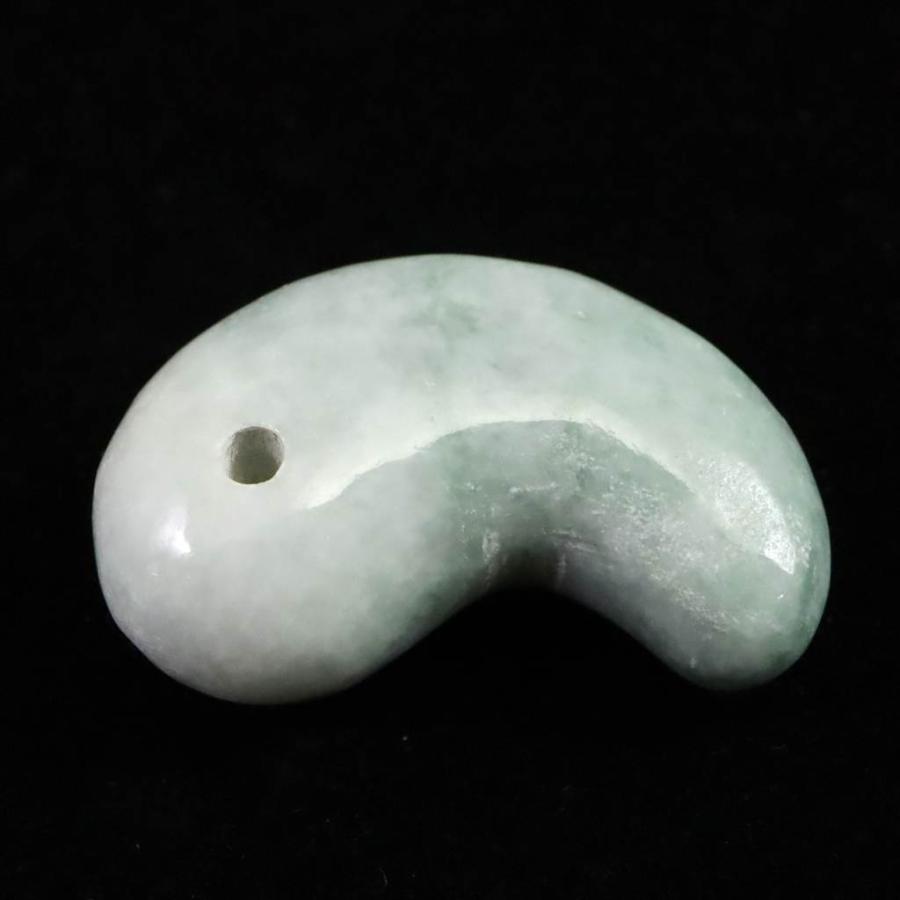 ヒスイ勾玉 糸魚川翡翠 ヒスイ 小滝産 薄緑 30mm勾玉 ディレクトリカード付 12.23g