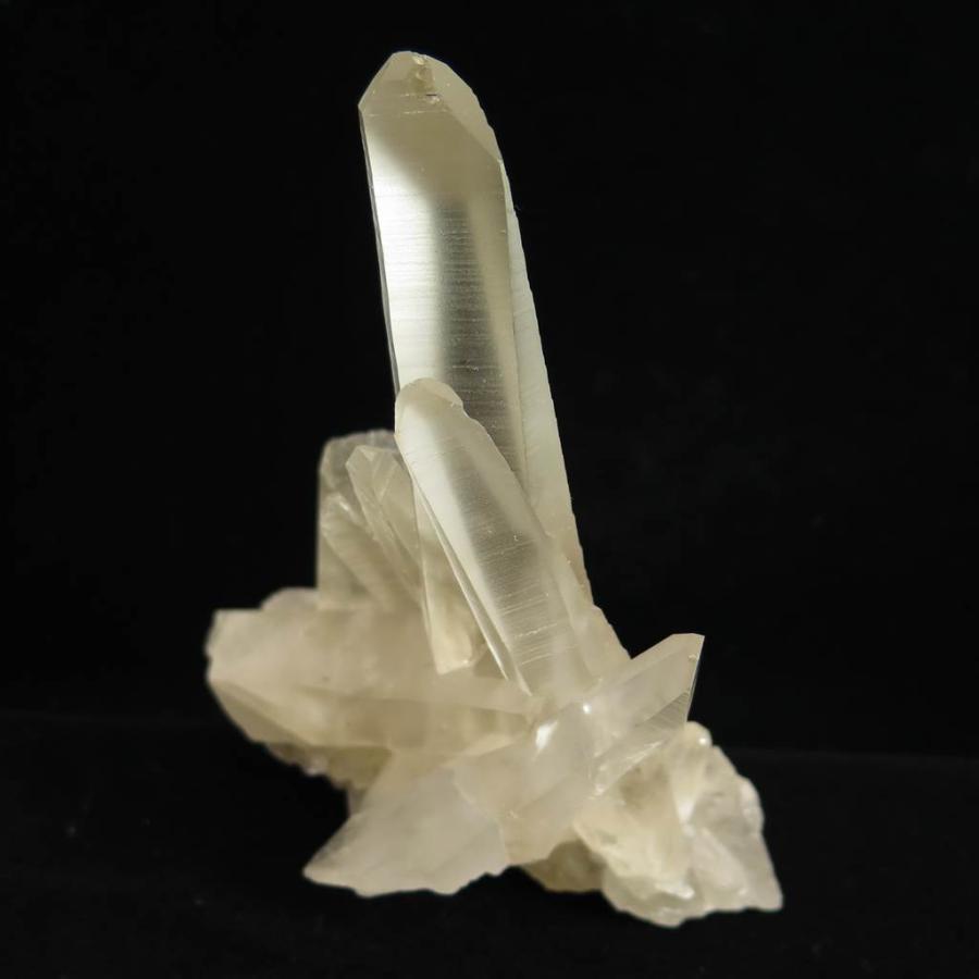 ★レア物 新品未開封 レムリアンシード　クラスター　原石 537g 【榎本通商84178】 【GM1602292910】(56320円)