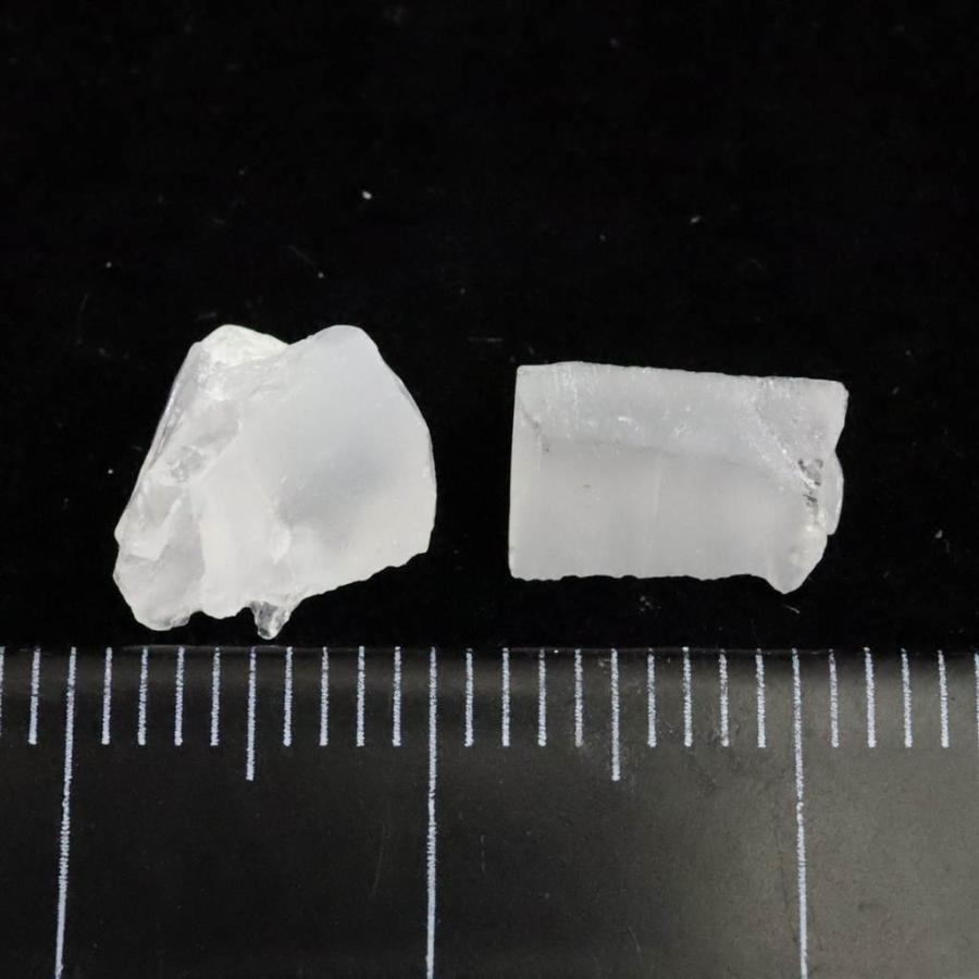 ロシア産フェナカイト原石 ロシア産 フェナカイト 原石 2個セット 0.80g 【榎本通商98548