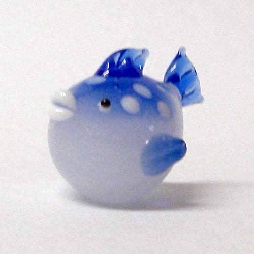 ふぐ 小 青 白模様 湘南の海 ガラス細工 雑貨 置物 B1 101 江の島ガラスhook 通販 Yahoo ショッピング