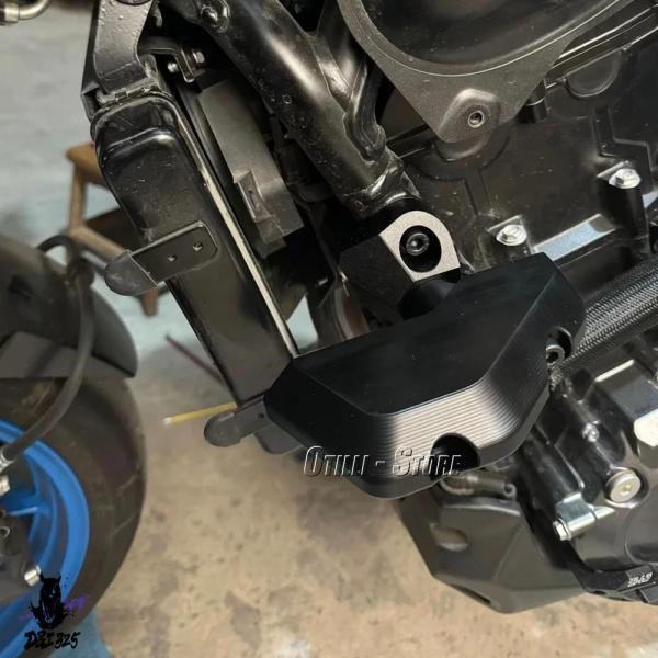 互換品 バイクアクセサリースズキ GSX-8S GSX8S GSX 8S 2023 2024 保護カバーフレームスライダークラッシュ落下プロテクターガード.