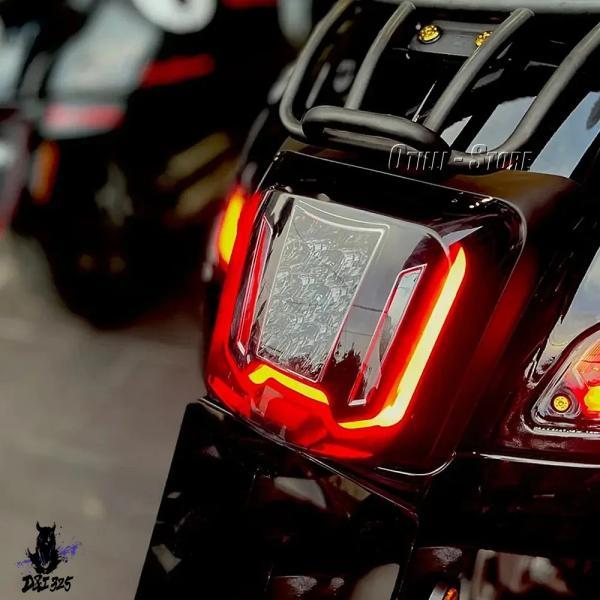 互換品  ベスパGTV300セイジョルニGTS300スーパーテックバイク LEDテールライト LEDテールランプ リアブレーキテールランニングライトGTS300 HPE._3