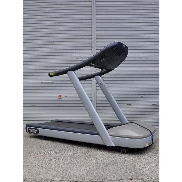 ジム 自転車 マシン 前に