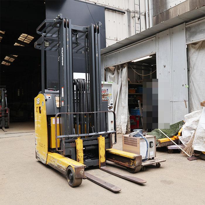 送料無料】 電動式 リーチフォークリフト 1.8t FB18RLF-15 コマツ 2013