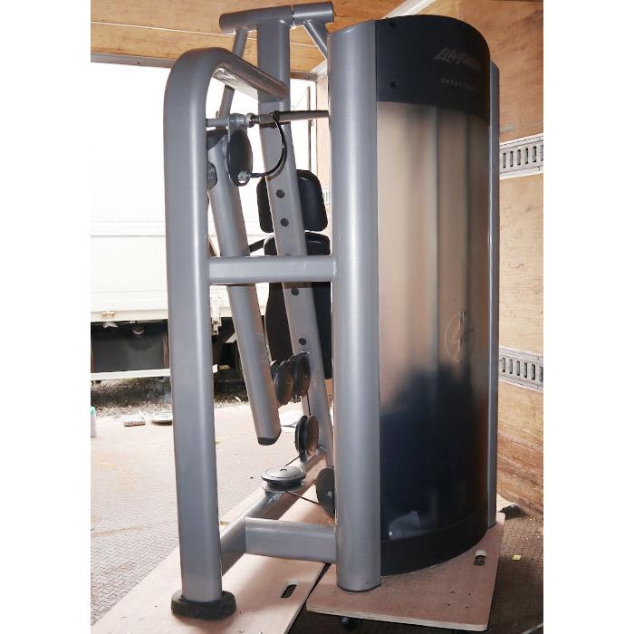 テクノジム　チェストプレス テクノジムチェストプレス (おゆ) いずみ野のフィットネス