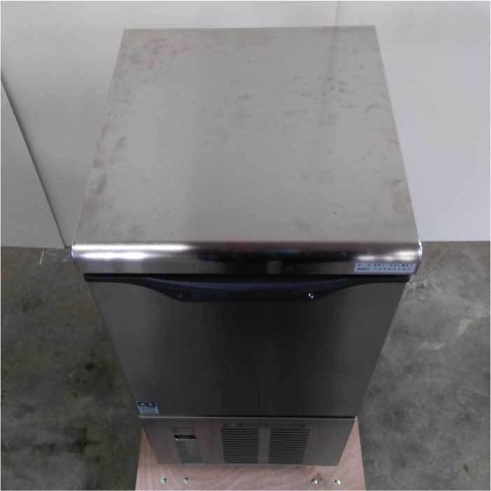 送料無料】 ダイワ 業務用 製氷機 DRI-25LME1 2019年式 アンダー 送料無料】 ダイワ 業務用 製氷機 DRI-25LME1 2019年式 アンダー