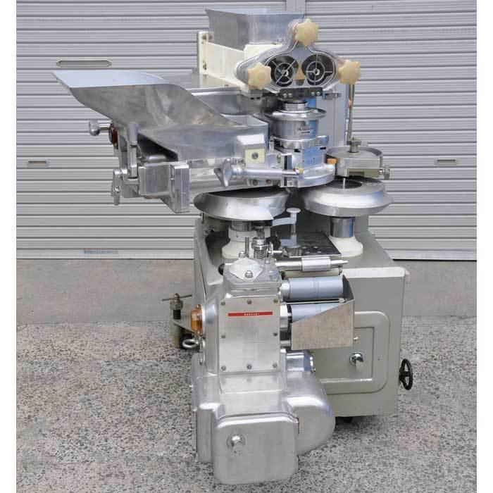 中古】包あん機 N207SD レオン 1981年 包餡機 自動重合成形機 中古】包あん機 N207SD レオン 1981年 包餡機 自動重合成形機