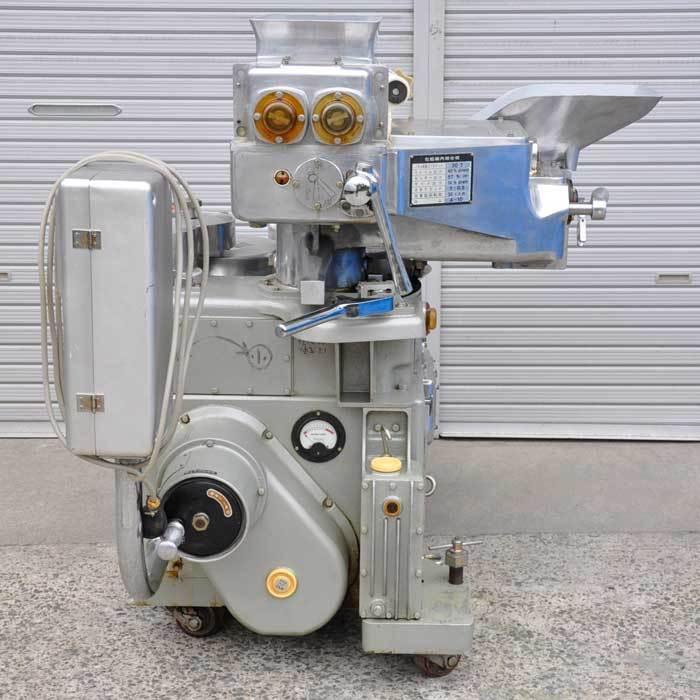 中古】包あん機 N207SD レオン 1981年 包餡機 自動重合成形機 中古】包あん機 N207SD レオン 1981年 包餡機 自動重合成形機