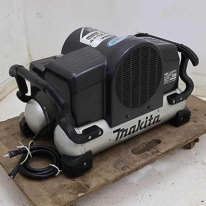引取限定】エアコンプレッサ AC221N マキタ makita 50Hz 東日本専用 