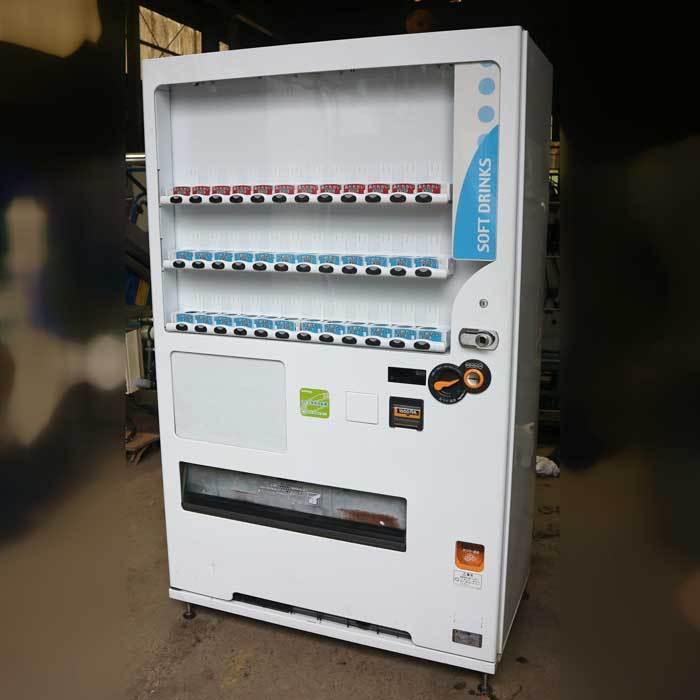 送料無料】缶・ボトル飲料自動販売機 CVA-YN5330SU サンデン 2011年