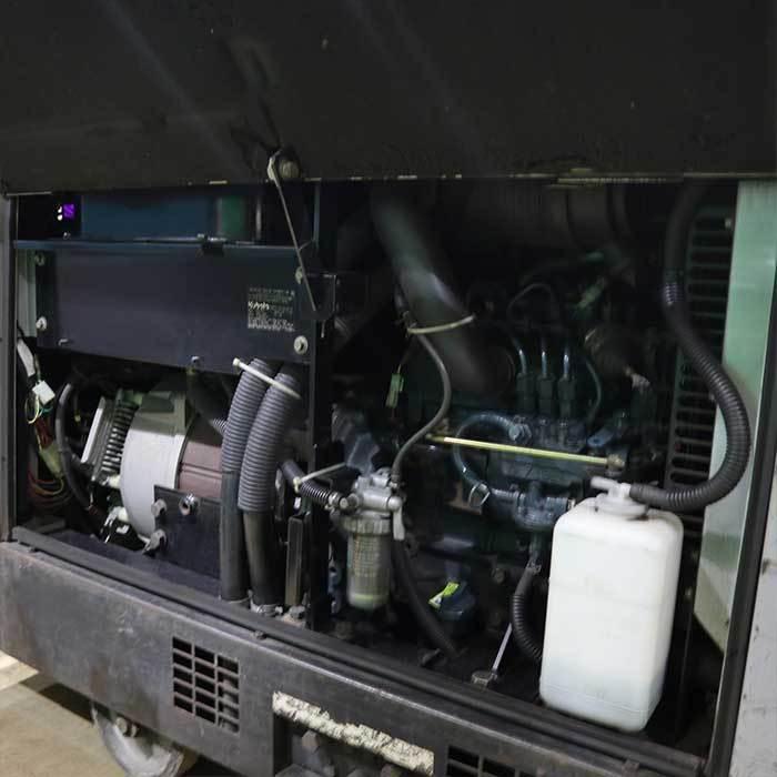 中古】防音型エンジン溶接機 DGW310MC 新ダイワ工業 2007年 【動産王