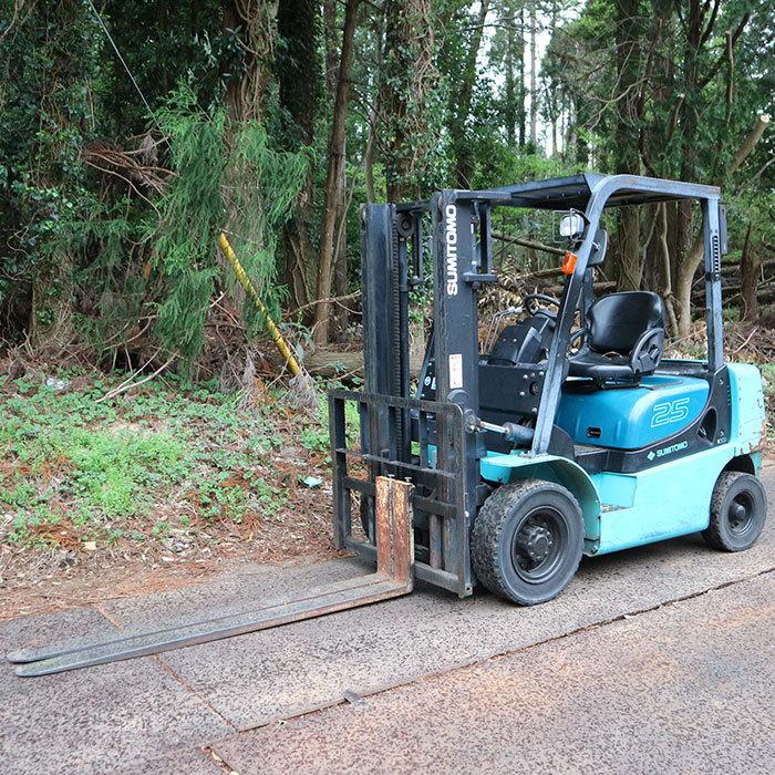 中古】 フォークリフト 2.5t ディーゼル KDN-D2L SUMITOMO 住友 【動産