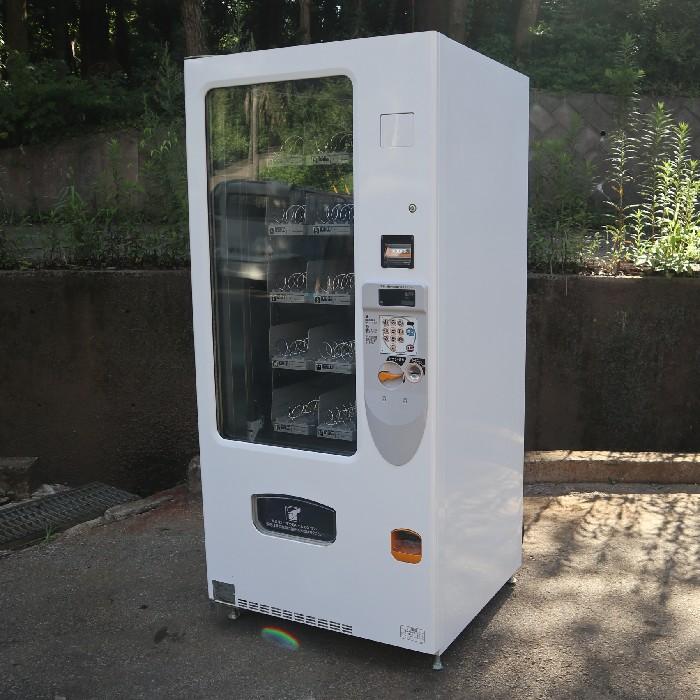 【引取限定】富士電機 小型汎用自動販売機 FRM10D5CZINM 2022年製 引取限定】富士電機 小型汎用自動販売機 FRM10D5CZINM 2022年製