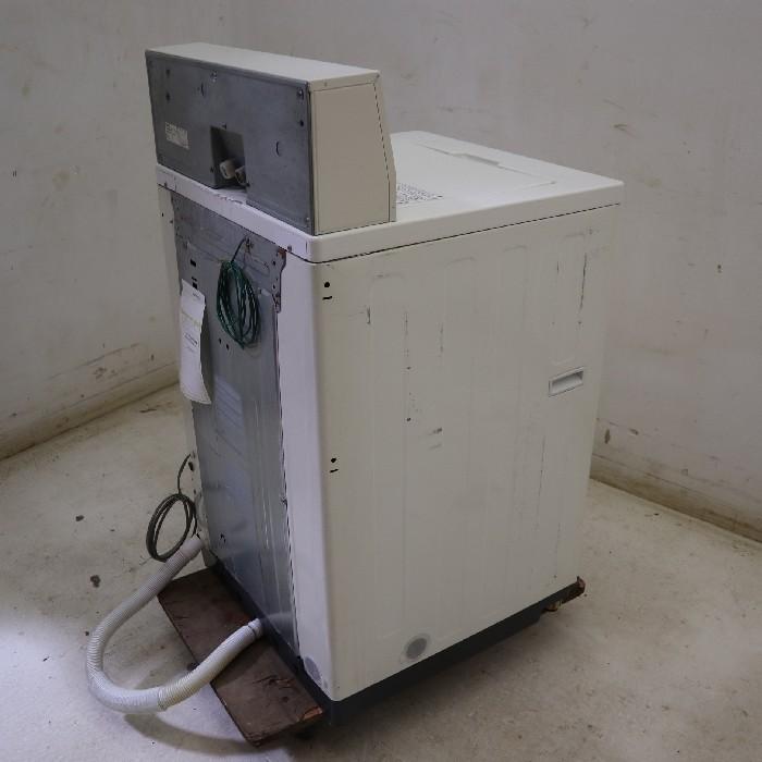コイン式洗濯機　ASW-J70C　SANYO　2007年　中古