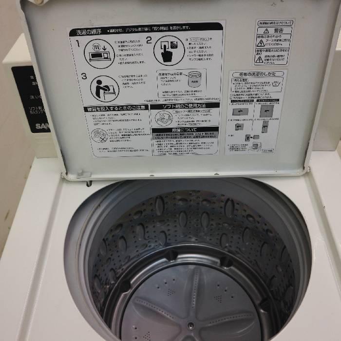 コイン式洗濯機　ASW-J70C　SANYO　2007年　中古