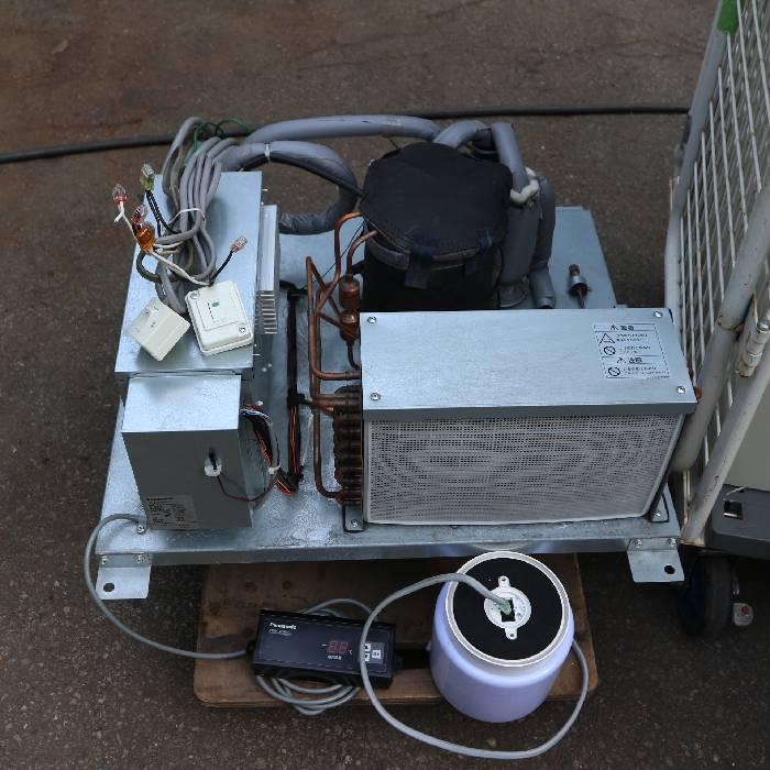 Panasonic プレハブ冷蔵庫 0.5坪 業務用 ダイワ DP405D-19 2019年