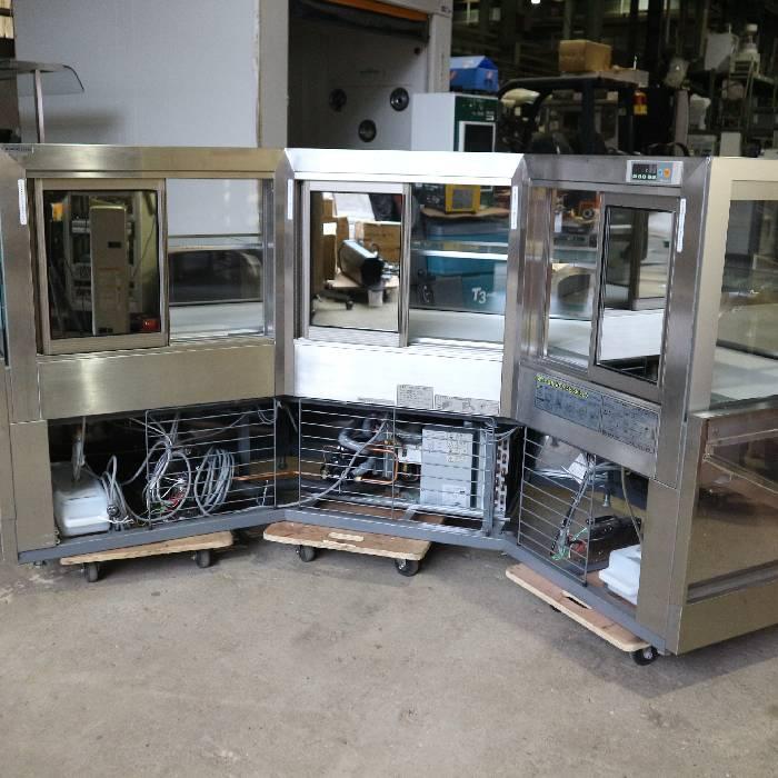 大型冷蔵ショーケース　3段　業務用 冷蔵ショーケース 大型 対面 特注 業務用 保坂製作所 2017年頃