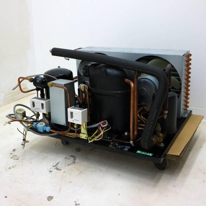 TOSHIBA（東芝） 【中古】全密閉形冷凍機 TAM200JS-T 2018年 コールド