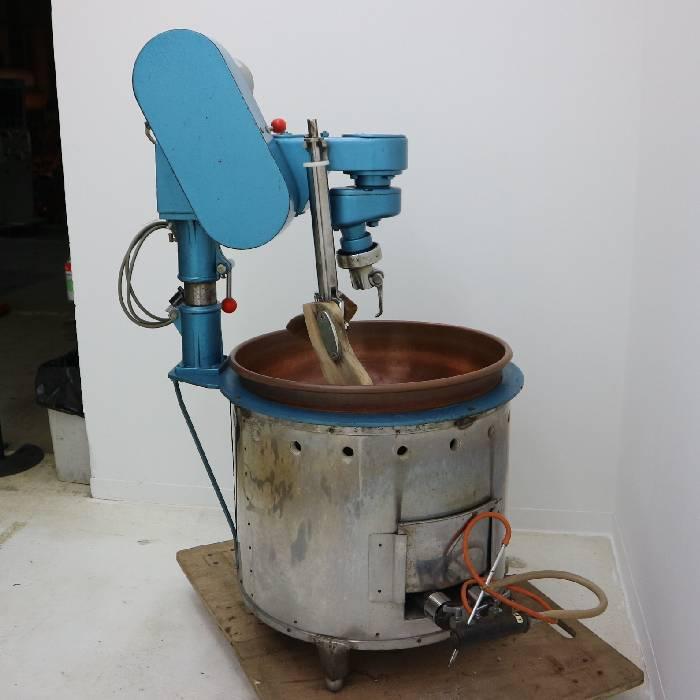 送料無料】餡練り機 LPガス あん練り機 業務用 200V 煮炊撹拌機