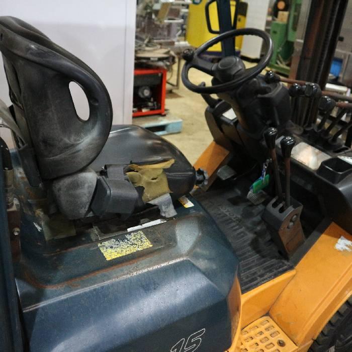 送料無料】フォークリフト 7FG15(GENEO 15) トヨタ 2005年 中古 【見学