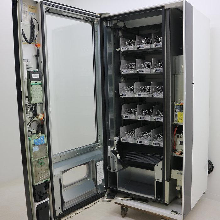 送料無料】自動販売機 FNX115NR 富士電機 屋内用物販自動販売機 中古