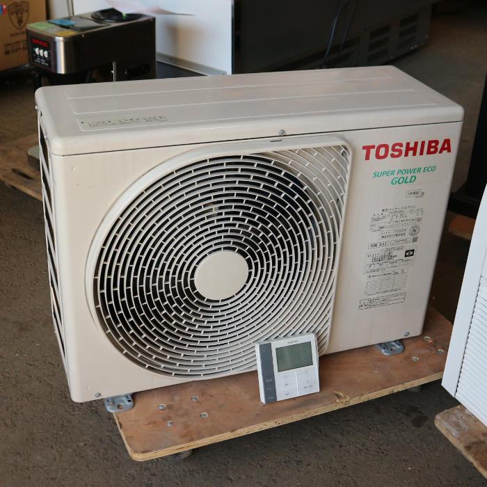 TOSHIBA（東芝） 【中古】天吊りエアコン 2馬力 業務用 AIC-RP504H ROA