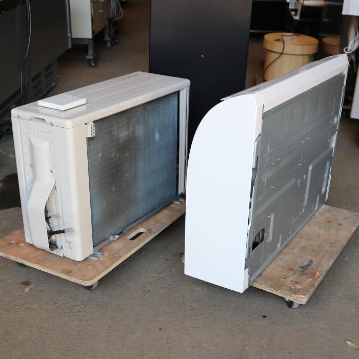 TOSHIBA（東芝） 【中古】天吊りエアコン 2馬力 業務用 AIC-RP504H ROA