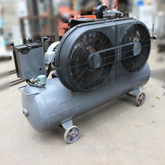 中古】コンプレッサーTLP75E-10 アネスト岩田 給油式 10馬力 【動産王 