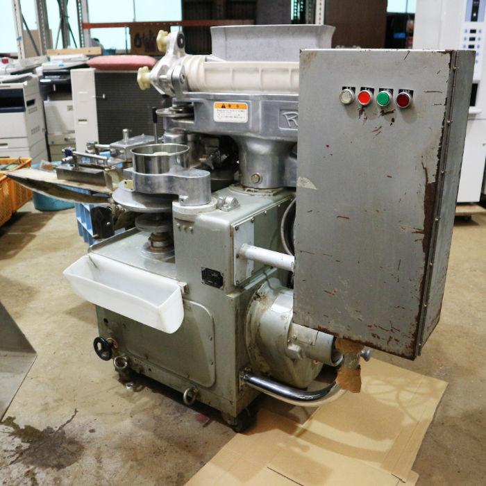 包あん機レオンN208 三重包あん装置 | レオン自動機株式会社