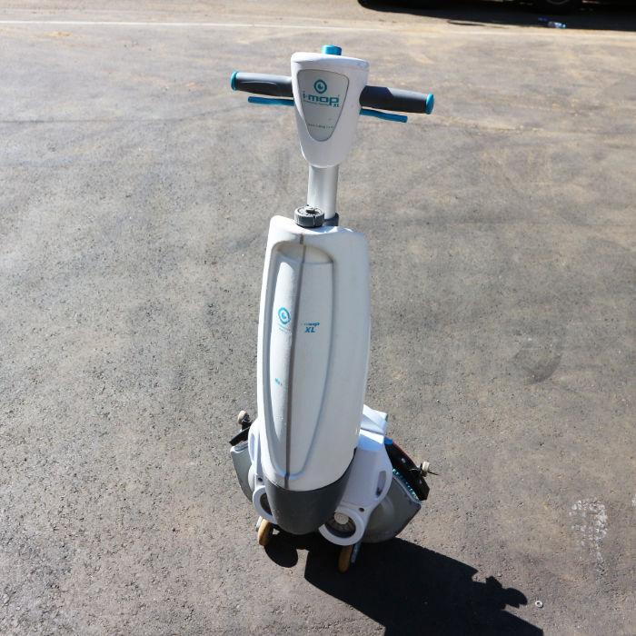 送料無料】床洗浄機 くうかん i-mopXL 自動床面洗浄機 中古 送料無料】床洗浄機 くうかん i-mopXL 自動床面洗浄機 中古