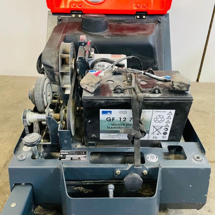 アマノ（AMANO） 【引取限定】路面清掃機 HM-650E 2018年 業務用清掃機