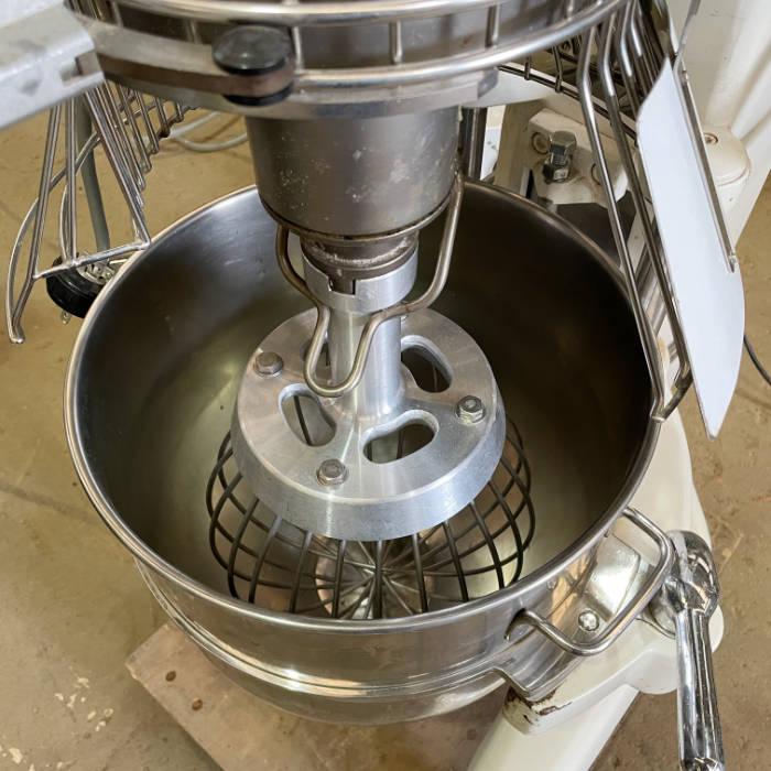 送料無料】ミキサー マイティ30 撹拌機 MT-30H 愛工舎製作所 2012年