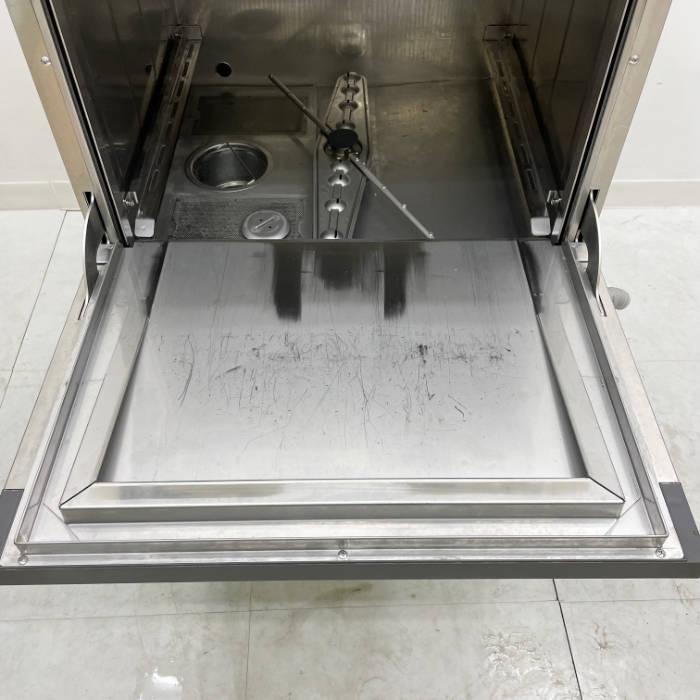 送料無料】食器洗浄機 DDW-UE4(13-50) 大和冷機 2020年 ダイワ 送料無料】食器洗浄機 DDW-UE4(13-50) 大和冷機 2020年 ダイワ