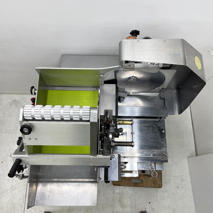 送料無料】ミートスライサー NBC-330LII なんつね 2012年 中古 【見学