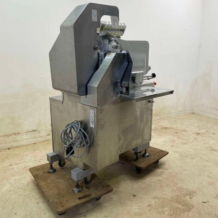 送料無料】ミートスライサー NAS-330E なんつね 2018年 肉 ハム