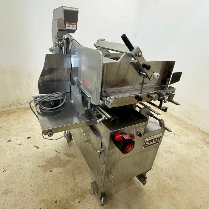 送料無料】ミートスライサー NAS-330 なんつね 2022年 加工機器 中古